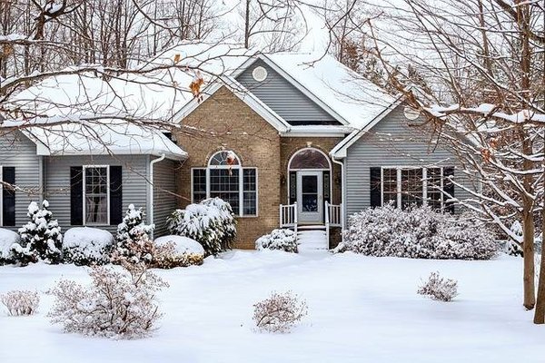 Conseils Efficaces pour Isoler votre Maison du Froid