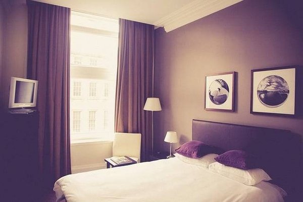 5 Astuces pour Choisir le Rideau de Chambre Occultant Parfait pour une Nuit de Sommeil Paisible
